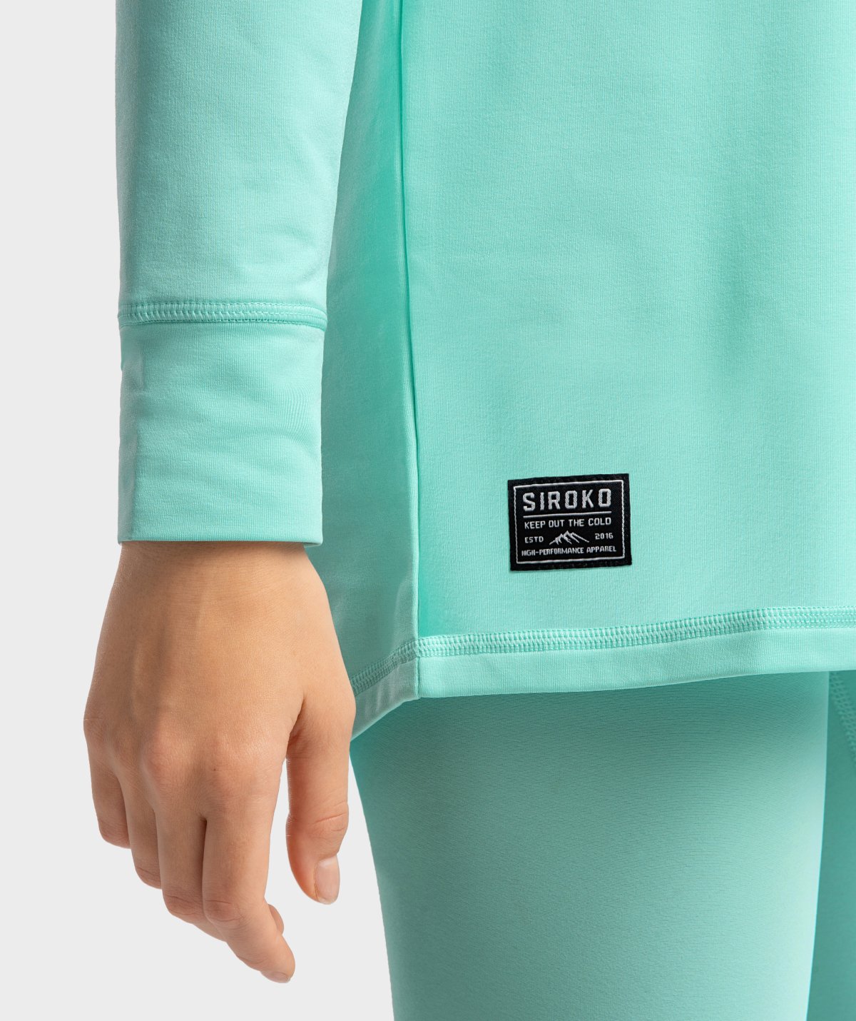 1987-snowboard-und-skibaselayer-siroko-slush-w-turquoise-f-r-damen-1.jpg
