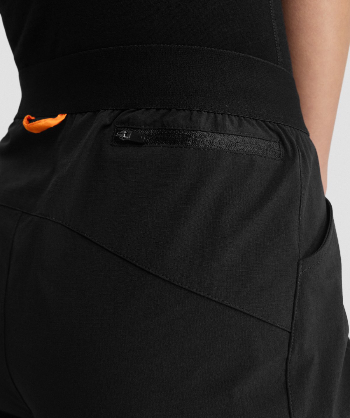 4368-gravelshorts-f-r-damen-lemur-1.jpg