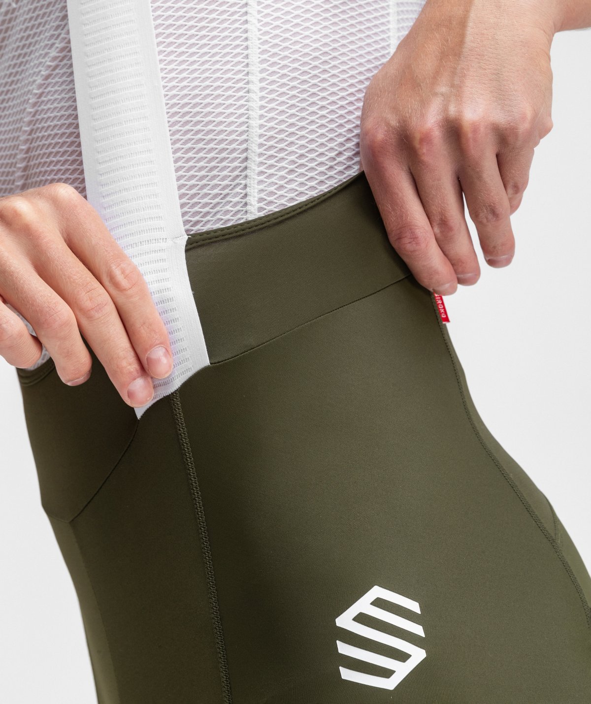 4390-basil-kurze-herren-fahrradtr-gerhose-aus-recyclingmaterialien-1.jpg