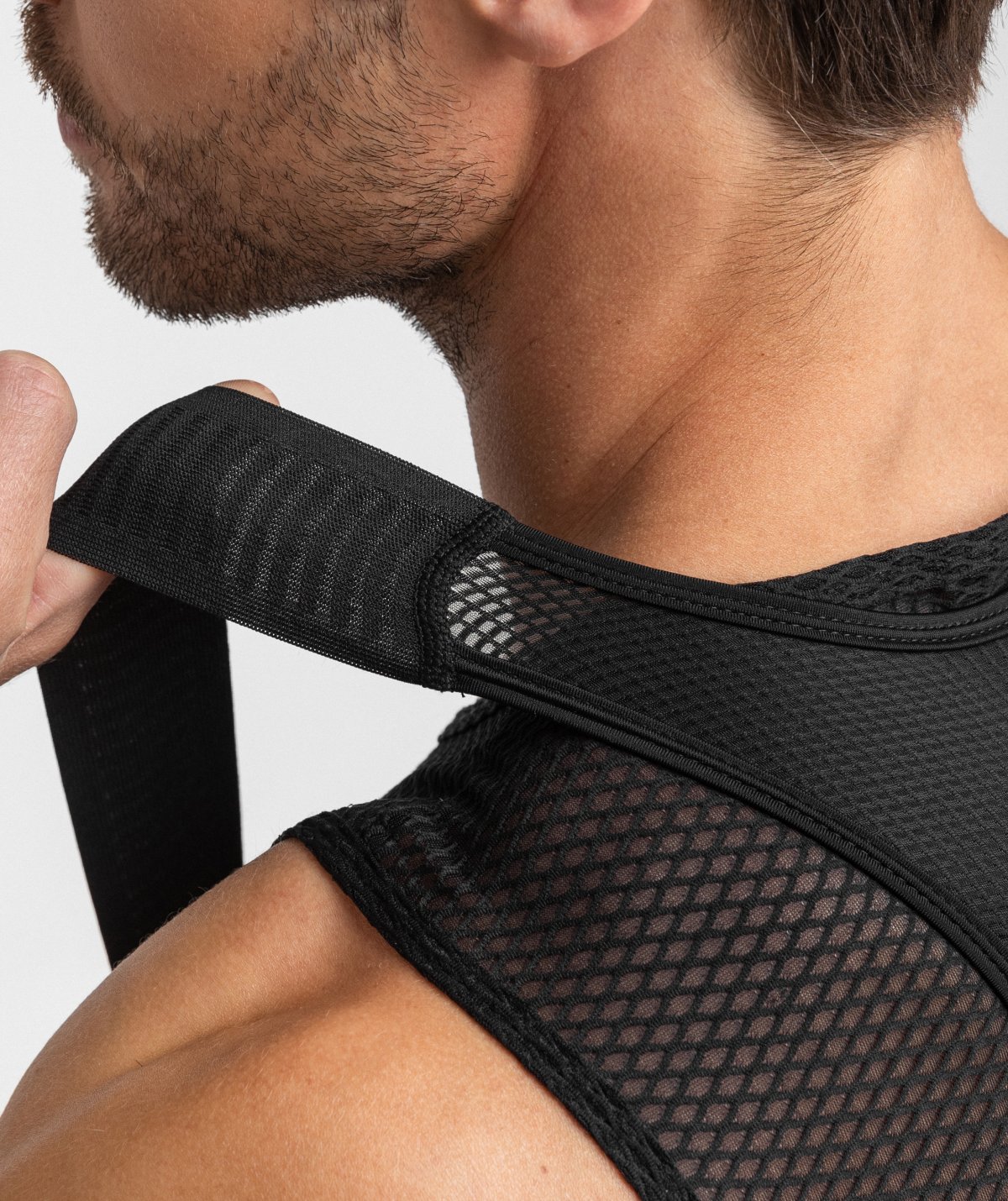 4397-malhao-kurze-herren-fahrradtr-gerhose-aus-recyclingmaterialien-1.jpg