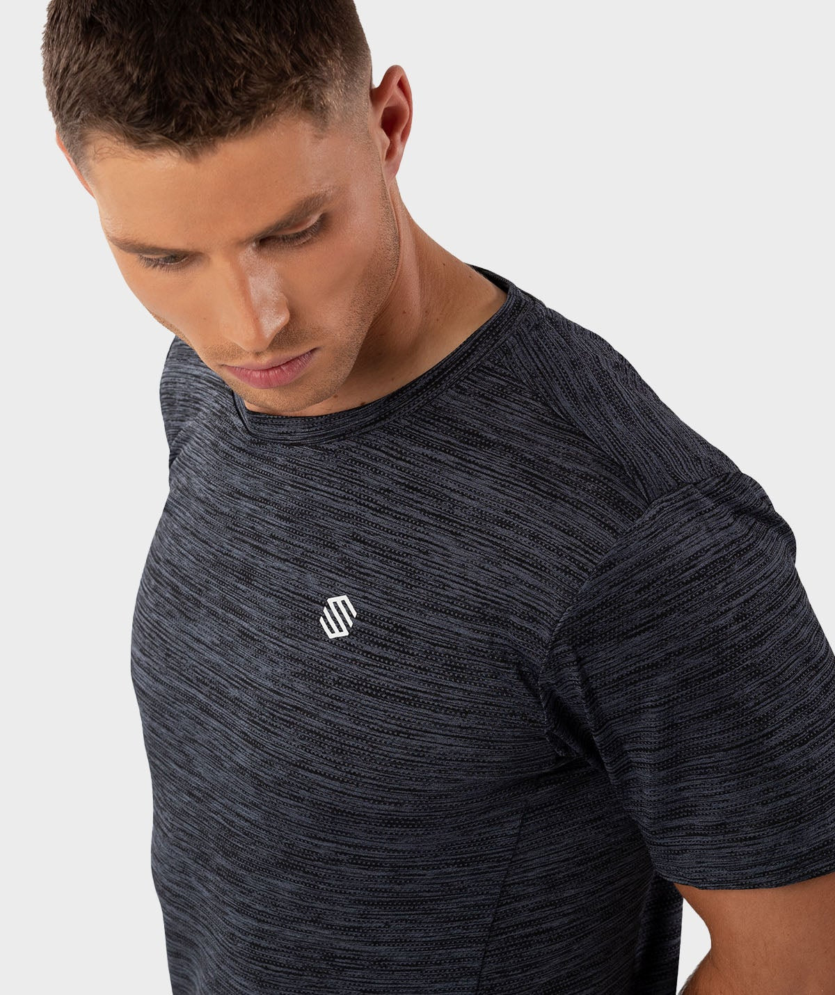 MVP Mikroperforiertes Kurzarm-Sportshirt Herren